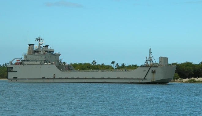 미 해군의 제너럴 프랭크 S. 베송급 군수지원함. 사진=위키피디아