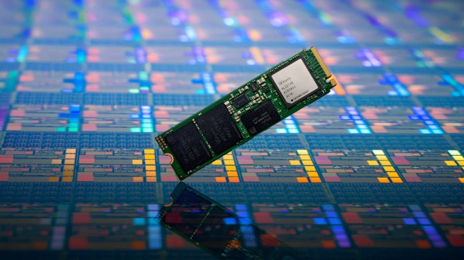 SK하이닉스는 GTC 2024에서 PC OEM향 PCIe 5세대 SSD ‘PCB01’(사진)을 공개했다. 사진=SK하이닉스