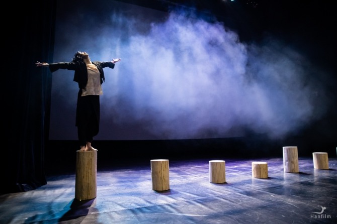 최효진 안무의 현대무용 '제로'