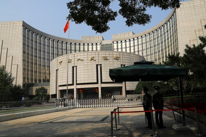 중국 중앙은행인 중국인민은행(PBOC)은 통화 스와프 확대를 통해 아시아 경제 협력을 강화하겠다고 밝혔다. 사진=로이터