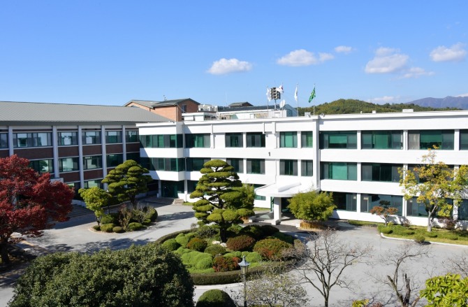 담양군이 여성농어업인의 복지서비스 제고 및 삶의 질 향상을 위한 ‘여성농어업인 행복바우처 지원사업’에 군비를 10만 원 확대하고 지원 나이도 상향한다. 사진=담양군