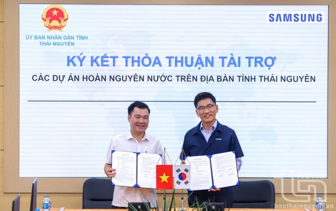 삼성전자 베트남(SEVT)은 옌빈 공업 단지에서 타이응웬 성 인민위원회와 협력하여 두 개의 수자원 프로젝트 후원 협약식을 개최했다.