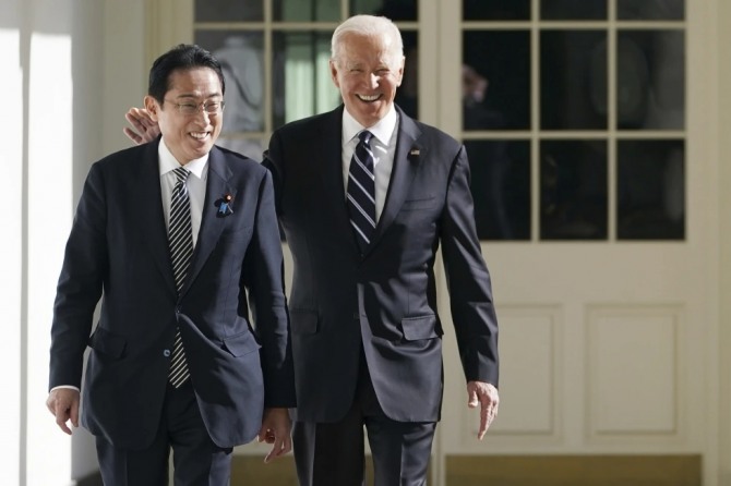 조 바이든 미국 대통령과 기시다 후미오 일본 총리가 10일(현지 시간) 백악관에서 정상회담을 한다. 사진=AP/연합뉴스