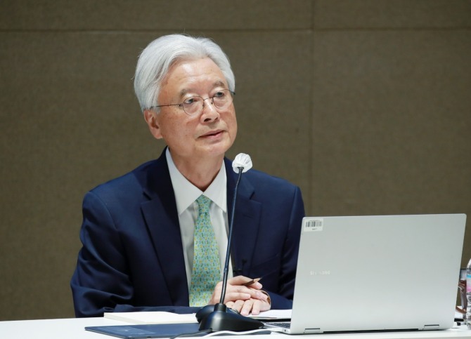 조윤제 한국은행 금융통화위원이 16일 서울 중구 한은 별관에서 열린 기자간담회에서 발언을 하고 있다. 사진=한국은행