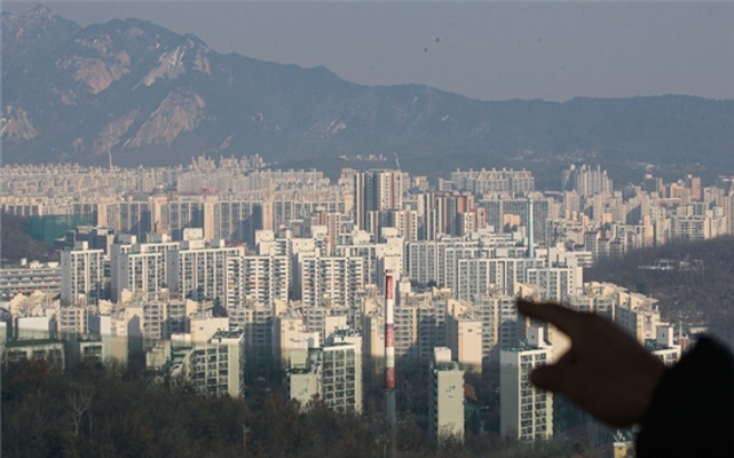 서울 강북구 북서울꿈의숲 전망대에서 바라본 강북지역 아파트단지 모습. 사진=뉴시스