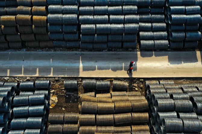 미국은 중국산 수입 철강에 대해 7.5%의 반덤핑 관세를 부과 중이다. 사진은 중국 철강 시장. 사진=AFP/연합뉴스