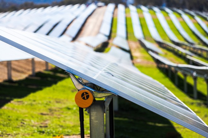 넥스트랙커는 과거 철강 산업으로 융성했던 리츠데일 철강시설에 태양광 에너지 프로젝트를 건설했다.