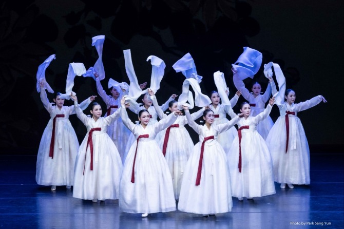 벽사 정재만 서거 10주기 추모공연(살풀이춤)