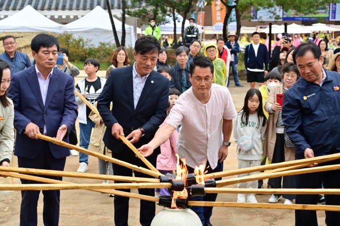 2024 제1회 청송백자 축제 준비 모습. 사진=청송군 