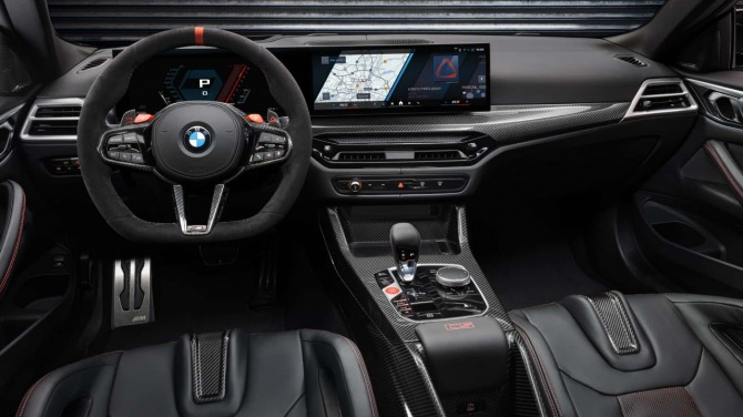 BMW M4 CS 인테리어 사진=BMW