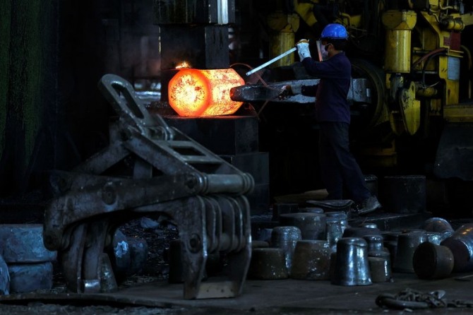 세계 각국 철강업체들이 그린 스틸을 생산하기 위해 몸부림치고 있다. 사진=로이터