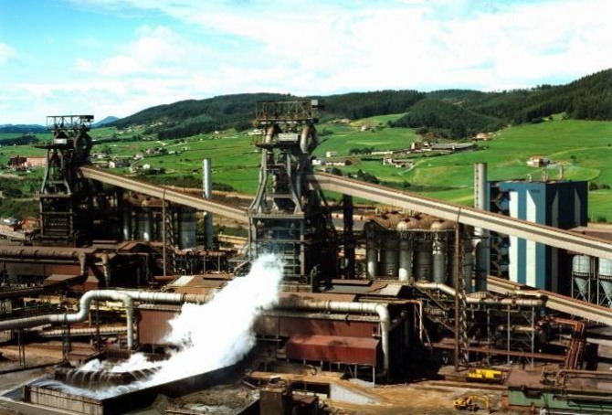 아르셀로미탈 히혼공장은 110만 톤 규모의 하이브리드 전기아크로를 설치한다.