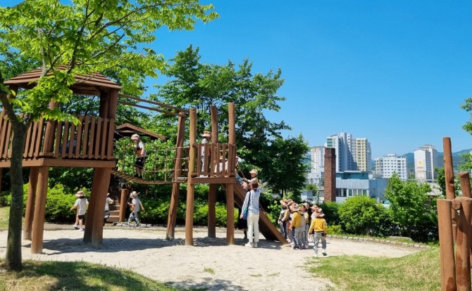 장성군이 장성읍 장성공원 생태놀이터에 ‘유아숲 체험원’을 조성한다고 밝혔다. 사진=장성군