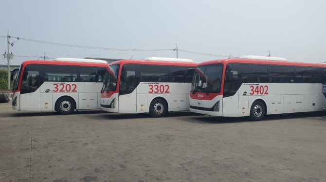 시흥시는 판교 방면으로 출퇴근하는 시민들의 불편을 해소하기 위해 경기도 공공버스 3개 노선이 오는 6월 1일에 동시에 개통한다고 밝혔다. 사진=시흥시