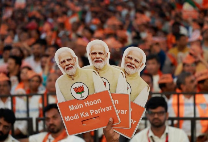 나렌드라 모디 총리가 이끄는 인도국민당(BJP) 주도 정치 연합이 총선에서 예상과 달리 부진한 성적을 거뒀다. 사진=로이터
