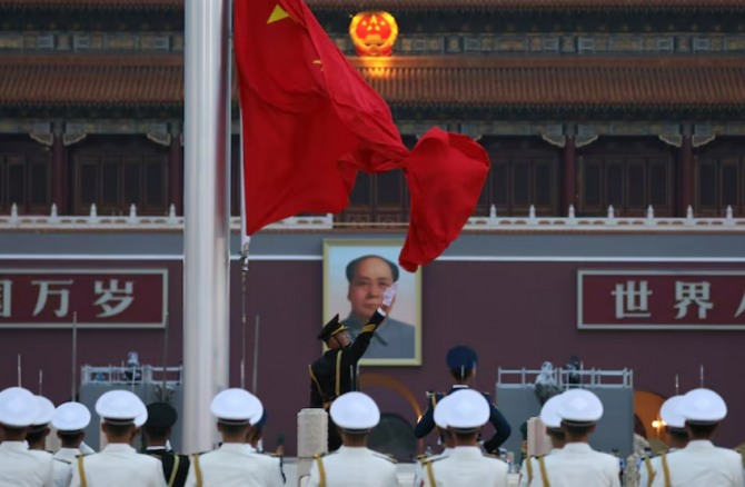 중국의 서방 전직 조종사 영입에 파이브 아이즈가 경계령을 내렸다. 사진=로이터