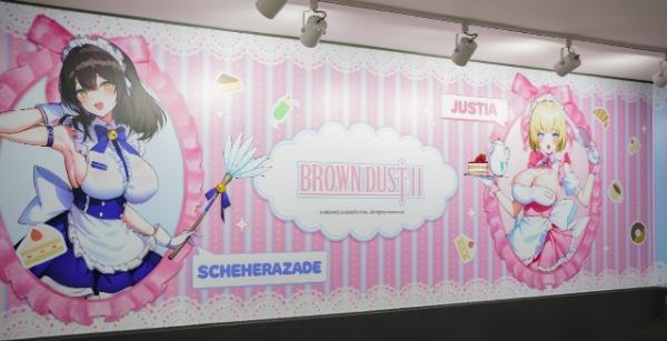 '브라운더스트2' 컬래버레이션 카페 벽면에 전시된 캐릭터들의 모습. 사진=네오위즈