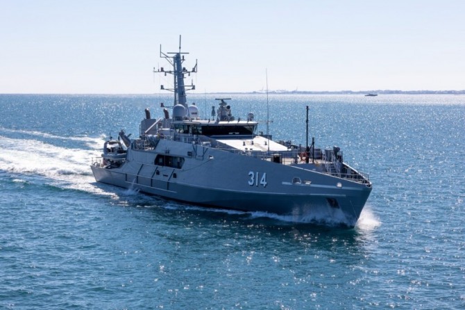 한화오션의 호주 해군 조선업체 오스탈 인수 협상이 교착 상태에 빠진 것으로 알려졌다.