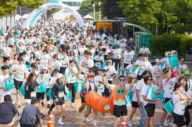 배달의민족이 지난 9일 서울 송파구 올림픽공원에서 ‘2024 장보기오픈런’을 개최했다. / 사진=우아한형제들