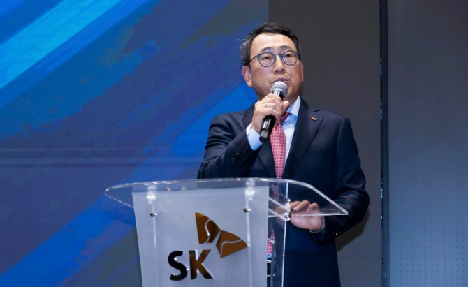  유영상 SKT CEO가 환영사를 하는 모습. 사진=SK텔레콤
