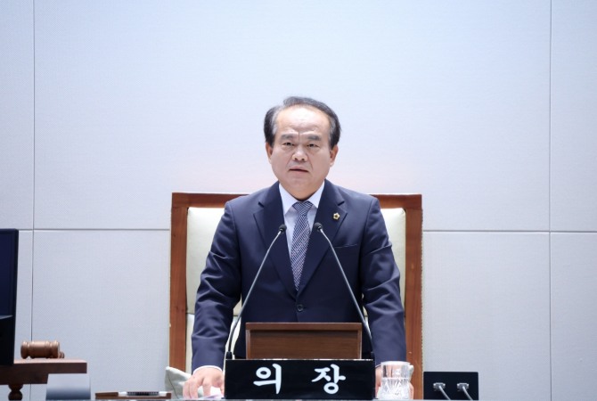 이덕수 성남시의회 의장.