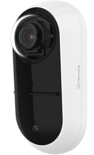 한화비전의 T 시리즈 벽면 장착형 AI 파노라마 카메라.