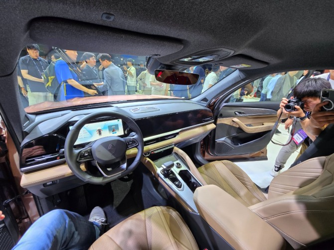 르노코리아 콜레오스 실내 인테리어. 사진=글로벌이코노믹