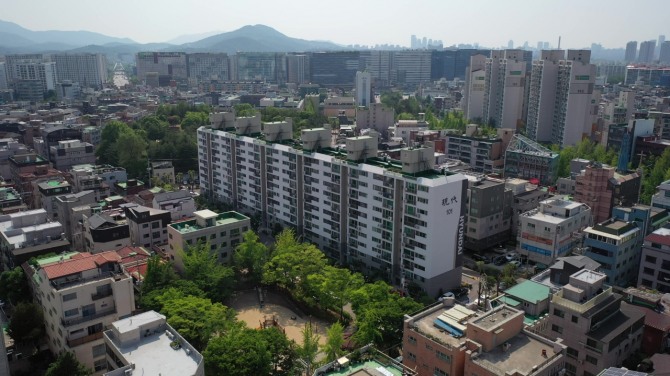 문정현대 아파트의 전경. 사진=쌍용건설