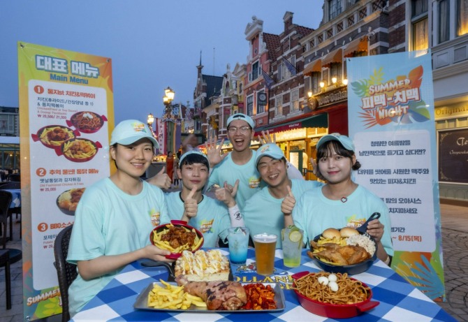 낭만적인 여름밤 분위기에서 피맥, 치맥을 즐길 수 있는 썸머 피치 나이트  /사진=삼성물산