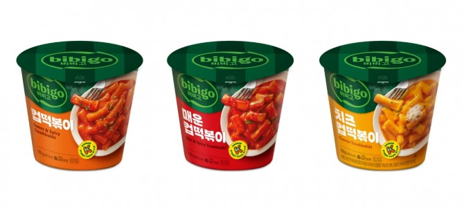 비비고 컵떡볶이 3종  /사진=CJ제일제당