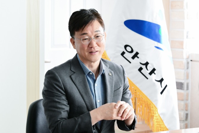 이민근 안산시장. 사진=안산시