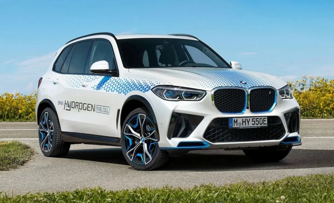 BMW iX5 하이드로젠 프로토타입 