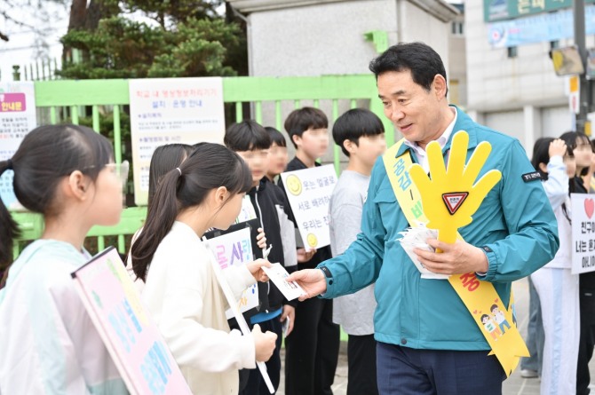 포천시가 지속적인 인구 감소 문제에 적극적으로 대응하기 위해 지자체 최초로 인구성장국을 신설하고, 다양한 인구정책을 추진하고 있다.  사진=포천시