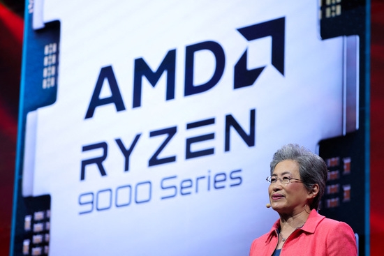 AMD 최고경영자(CEO) 리사 수가 지난 6월 대만 타이베이에서 열린 컴퓨텍스 포럼에서 개회사를 하고 있다. 사진=로이터