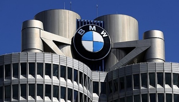 2021년 5월 14일 독일 뮌헨 BMW 본사 건물의 로고. 사진=AP/연합뉴스