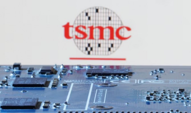 TSMC, 미국 현지 투자로 AI시장 선점 노려.                      사진=로이터