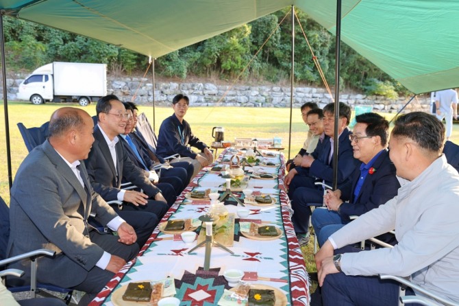 해남군 오시아노 관광단지에서 열린 캠핑관광박람회에 5만여명의 관람객이 찾으며 뜨거운 관심과 참여 속에 마무리됐다. 사진=해남군