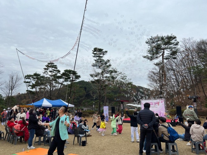 예천군은‘가족 미션 트레킹’ 참가 가족을 16일까지 선착순 모집한다. 사진=예천군