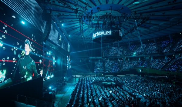 2024년 10월 잠실 실내체육관에서 열린 플레이브의 'Hello, Asterum!' 앙코르 콘서트 현장 전경. 사진=블래스트