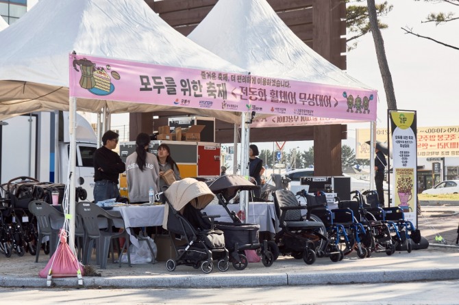 ‘휠셰어 이동식 대여소’ 운영 현장 모습. 사진=현대차그룹