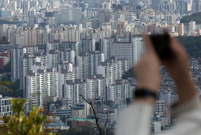 사진은 23일 오후 서울 남산에서 바라본 서울 시내. 사진=뉴시스