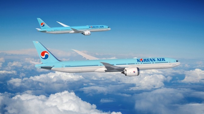 대한항공이 도입계약을 체결한 보잉사의 (사진하단)B777-9와 B787-10. 사진=대한항공