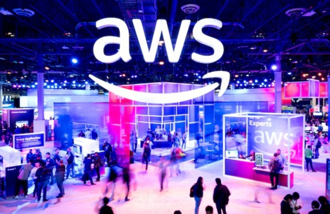 한 박람회장 AWS 부스의 모습. 사진=로이터