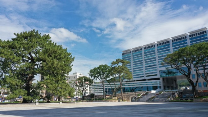 내년도 정부예산안이 10일 국회 본회의를 통과한 가운데 해남군은 주요 역점사업의 국도비 예산으로 역대 최대인 3,595억원을 확보해 현안사업의 추진에 청신호가 되고 있다. 사진=해남군