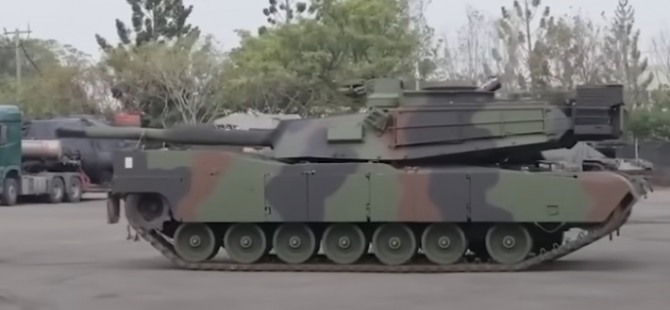 대만 가오슝항에 도착한 미국제 M1A2T 전차. 사진=ET투데이 유튜브 캡쳐