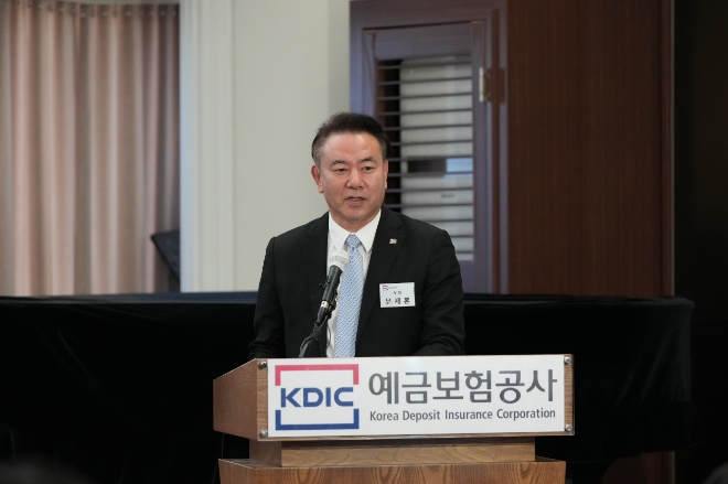 유재훈 예금보험공사 사장이 지난 2024년 송년 기자간담회에서 발언하고 있다. 사진=예보 