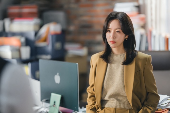웨이브(Wavve)가 설 연휴를 맞아 온 가족이 취향에 맞게 골라 볼 수 있는 장르별 추천작을 공개했다. 사진=웨이브