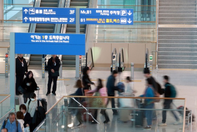 지난달 5일 오후 인천공항 제2터미널 입국장 모습. 사진=연합뉴스