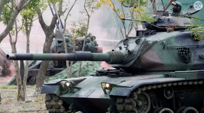 타이완군이 2024년 1월 타이둥 기지에서 미국제 M60A3 탱크를 훈련하고 있다. 사진=로이터