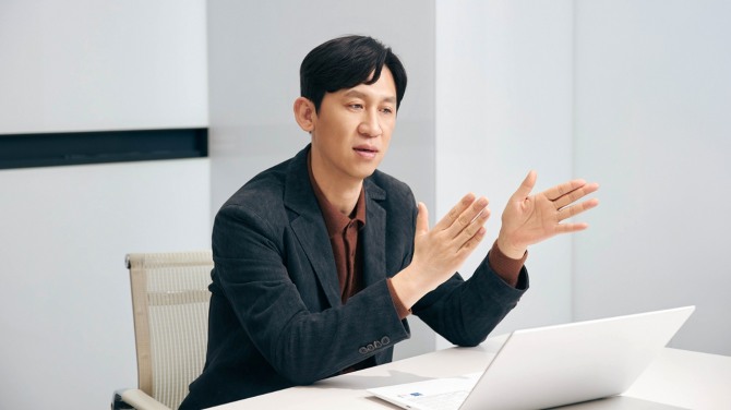 한권한 SK하이닉스 HBM융합기술 부사장이 SK하이닉스 뉴스룸 인터뷰에 임하고 있다. 사진=SK하이닉스